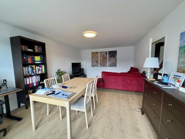 Gillitzer Rosenheim: 2 Zimmer Wohnung mit großem Balkon in bester Innenstadtlage