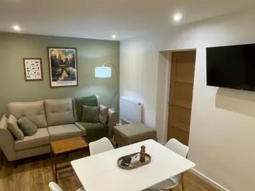 Gillott Road, Birmingham, B16 0LN, United Kingdom | 2 bed apartment for rent #160128743 | Rentberry