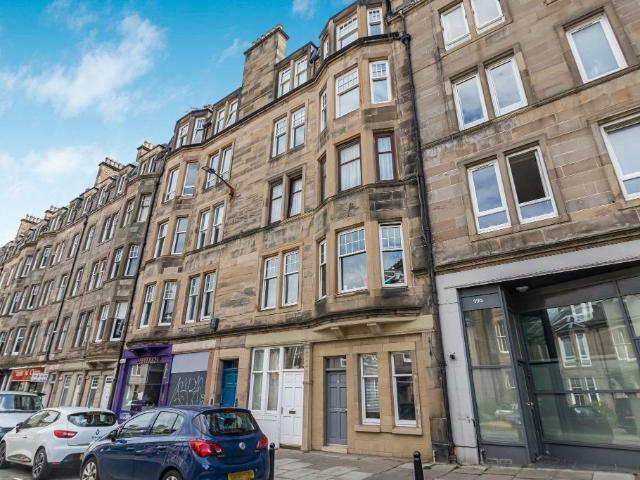 Gilmore Place, Viewforth, Edinburgh, EH3 3 bed flat to rent £2,625 pcm £606 pw