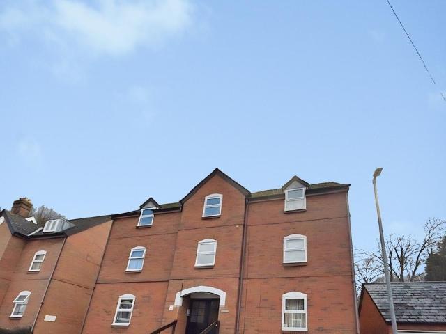 Gippeswyk Road, Ipswich IP2 1 bed ground floor flat to rent £675 pcm £156 pw