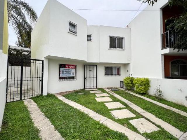 Girasoles Elite. Casa en Privada. a 10 Mins de Andares