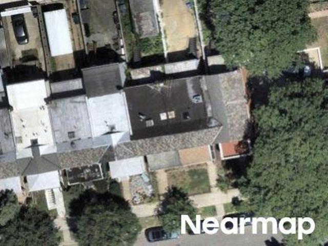 Girard St NE