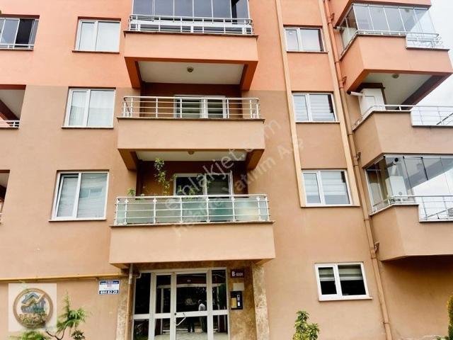 Giresun Merkez Teyyaredüzünde Site İçerisinde Kiralık 3+1 Daire