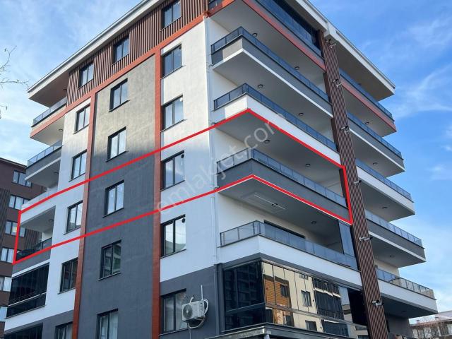 Giresun Merkez Erikliman Mahallesinde Deniz Manzaralı Satılık 3+1 Sıfır Daire