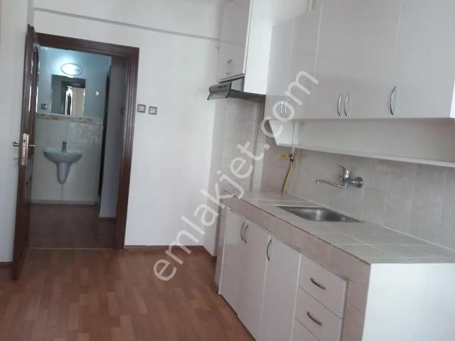 Giresun Merkez Hacı Hüseyin Mahallesinde Kiralık 3+1 Daire