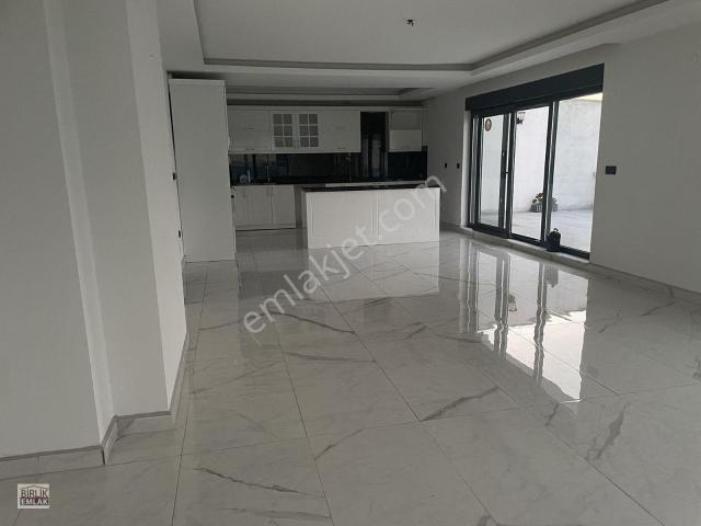 Giresun Erikliman Sahilde Deniz Koy Ve Doğa Manzaralı Daire