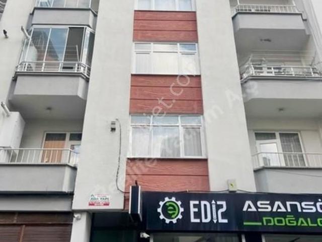 Giresun Hacısiyam Mahallesi'nde Cadde Üzeri Satılık 3 + 1 Daire