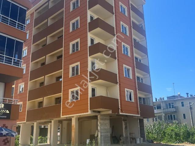 Giresun Teyyaredüzün'de Satılık 1+1 Sıfır Daire Asansörlü