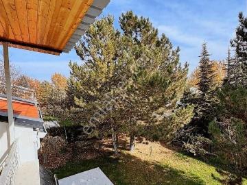 Girişim Sitesinde Yeşillikler İçinde 2 Katlı Villa