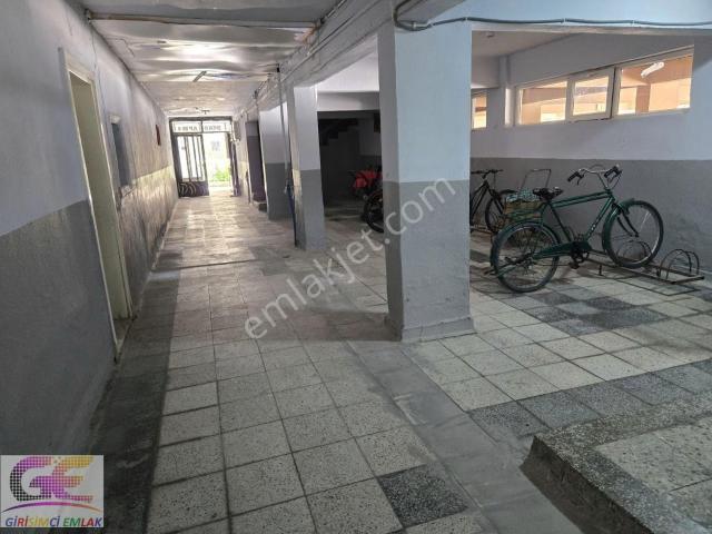 Girişimci Emlaktan Stadyum Yanı Ultra Geniş 3+1 Kilerli Arakat
