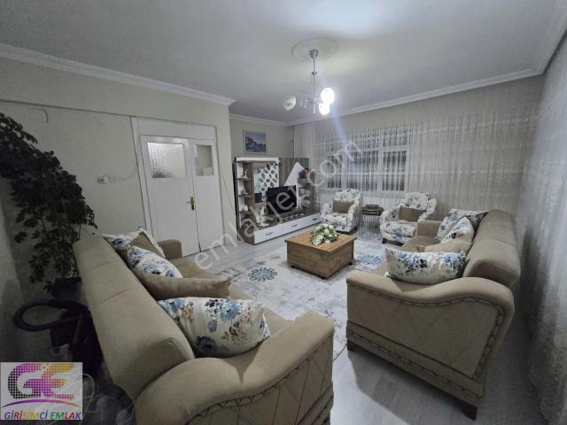 Girişimciden Koşuyolunda Ana Cadde Üzeri 2+1 İçi Full Yapılı