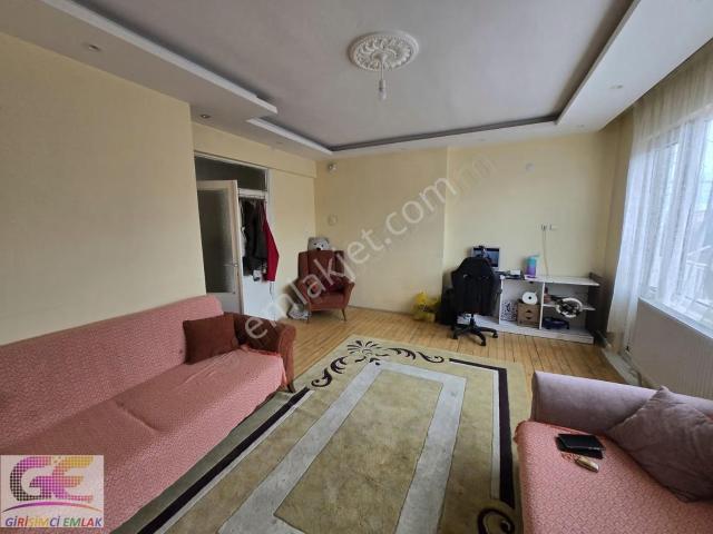Girişimciden Kadir Yallagöz S.m.ü Karşısı 3+1 145m2 Uygun Fiyat