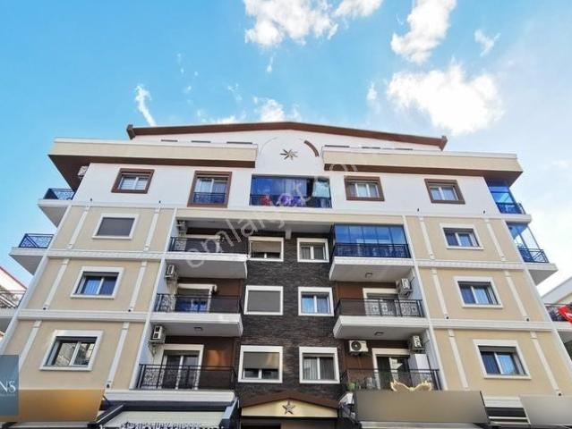 Girne Caddesi Berin Taşan Sokakta Ara Kat Önü Açık 2+1 Daire