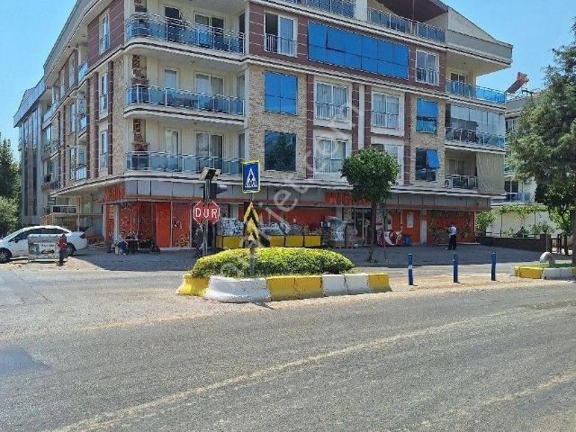 Girne Mahallesınde Cadde Üzerinde 140m2 3+1 Kiralık Daire