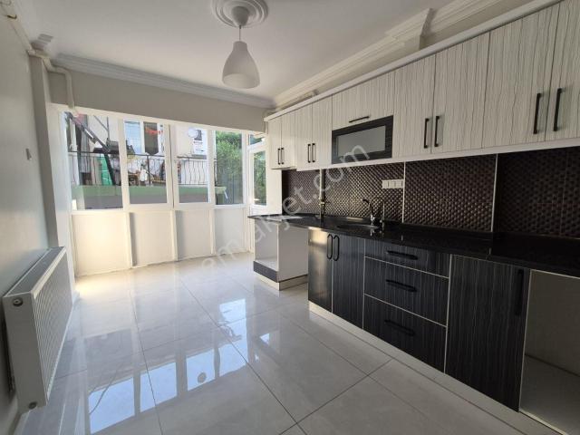 Girne Mahallesi Doğalgazlı 2+1 Kiralık Daire