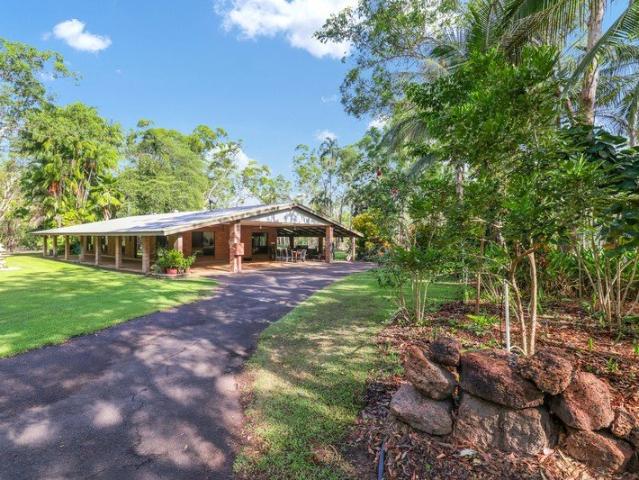 Girraween Rural Retreat: Peaceful Living at the End of a Cul de Sac