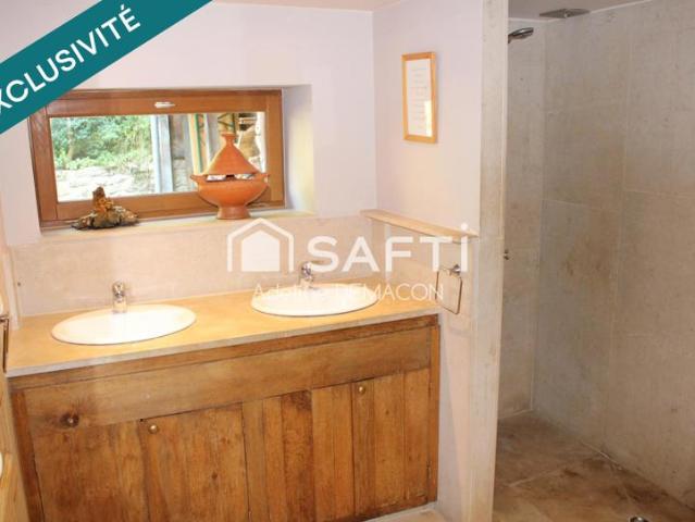 Gîte / Guesthouse / Maison de caractère avec 5 chambres