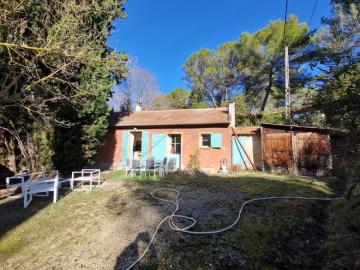 Gîte au Tholonet pleine campagne