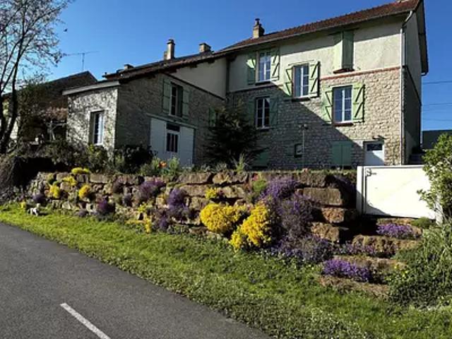 Givry 08130 Achat / Vente maison 8 pièces t8 terrasse parking