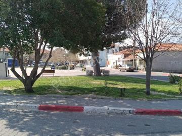 Göçbeyli'nin Tam Merkezinde Müstakil Ev