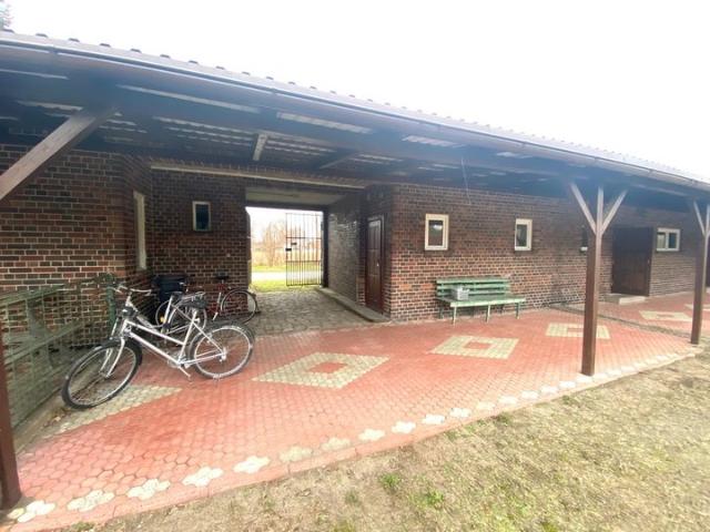 Urokliwy dom z trzema lokalami, 111 m2, blisko jezior