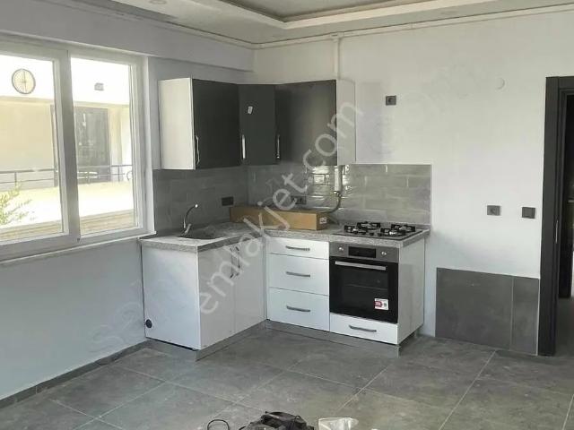 Gömeç Neşe Emlak Tan Mithatpaşa Mahallesin De Kiralık Daire