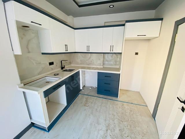 GÖMEÇ ÇARŞI MERKEZİNDE HESAPLI UYGUN FİYATLI 1+1 DAİRE