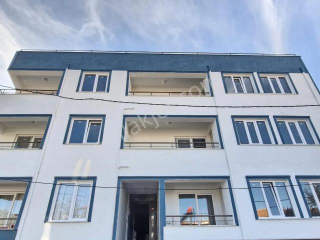Gömeç Yaya Mah.de 2+1 Kapalı Mutfak Doğalgazlı Satılık Daire