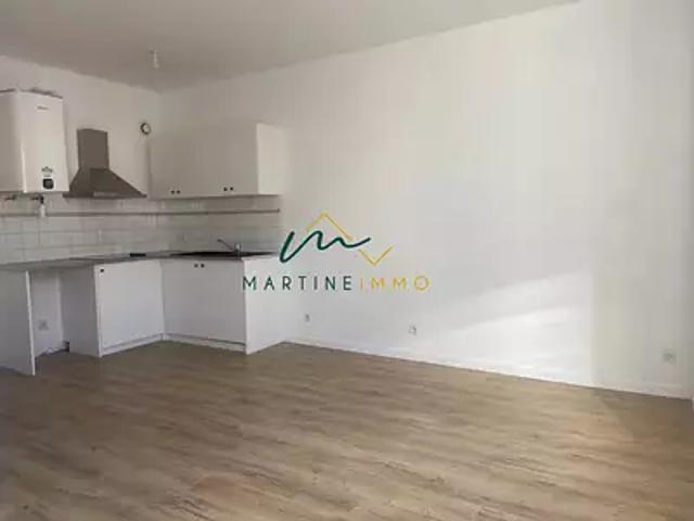 Gontaud de Nogaret 47400 Location appartement 3 pièces t3