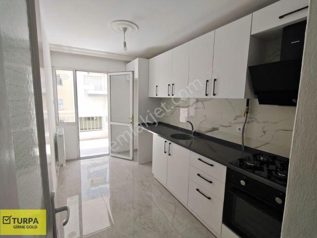 Goncalar Mahallesinde 2+1 Tadilatlı Geniş Daire