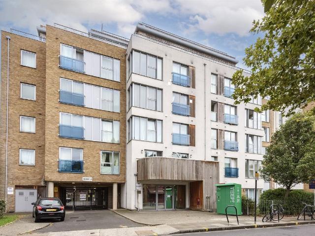 Gooch House, Glenthorne Road, London W6, 1 bed flat to rent, £2,250 pcm | PrimeLocation
