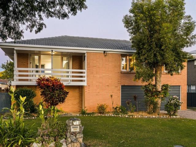 Good Bones, Great Location, Sunnybank Hills State School Catchment!
