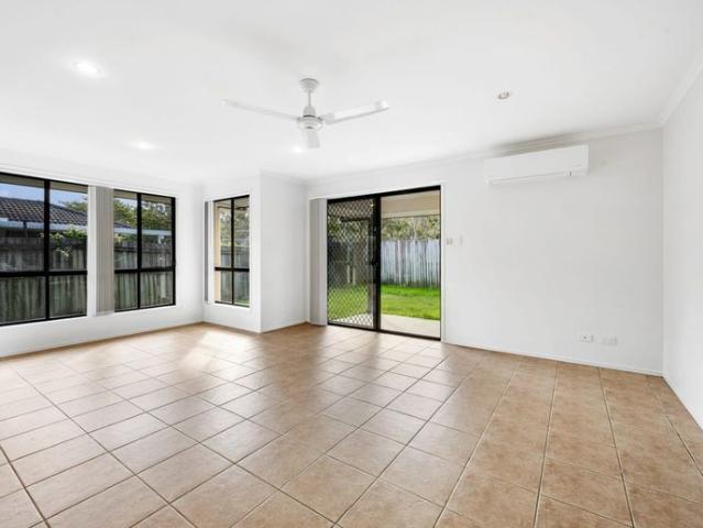 Good Size 4 bedroom home, Quality area