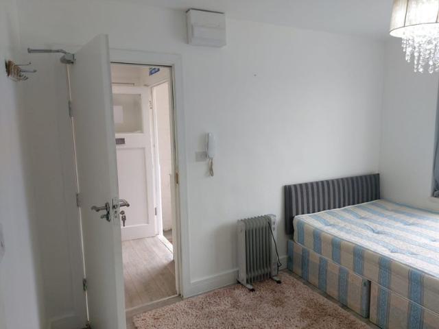 Good size double studio DSS Welcome