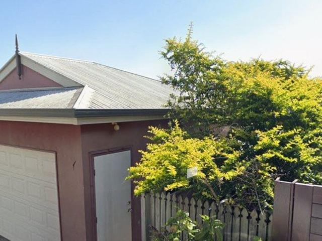 GOOD SIZE FOUR BEDROOM HOUSE