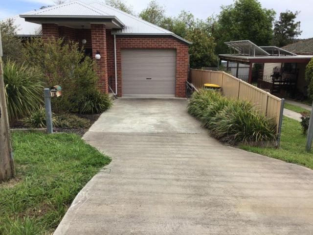 Good sized family home in Campbells Creek