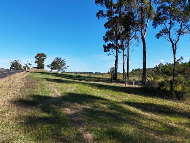 Good Sized Land Holding I A Convenient Location