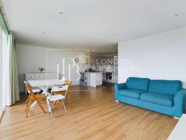 Goodchild Road, London N4, 3 bed flat to rent, £3,700 pcm | PrimeLocation
