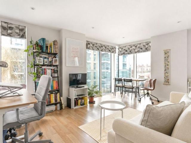 Goodchild Road, London N4 1 bed flat to rent £2,300 pcm £531 pw