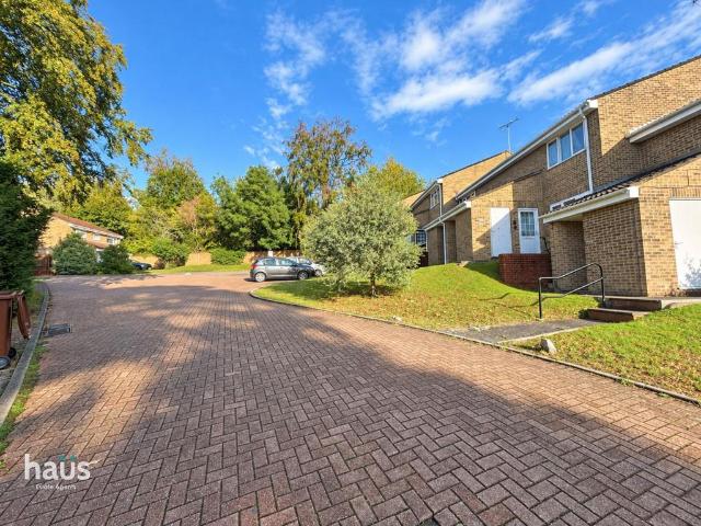 Goodall Close, Gillingham, ME8 1 bed apartment to rent £995 pcm £230 pw