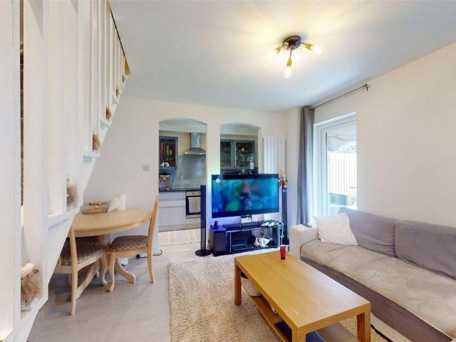 Goodhew Road, Croydon CR0, 1 bed semi detached house to rent, £1,450 pcm | PrimeLocation