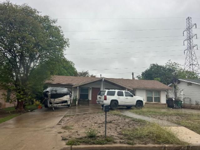 Goodhue Ave