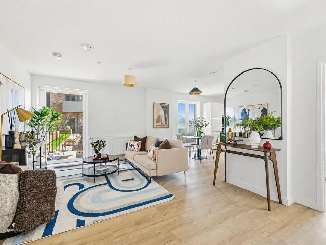 Goodmayes Square, Teal Road, Ilford IG3, 3 bed flat to rent, £2,700 pcm | PrimeLocation