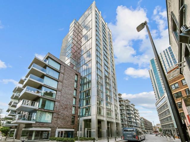 Goodman's Fields, 84 Alie Street E1, 3 bed flat to rent, £5,800 pcm | PrimeLocation