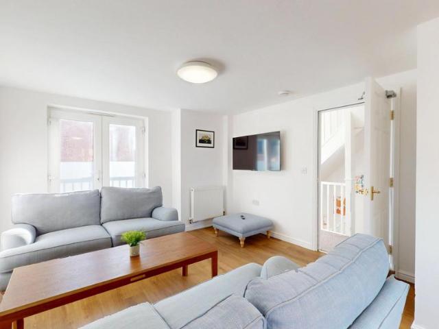 Goods Yard Close, Loughborough LE11 4 bed house to rent £2,080 pcm £480 pw