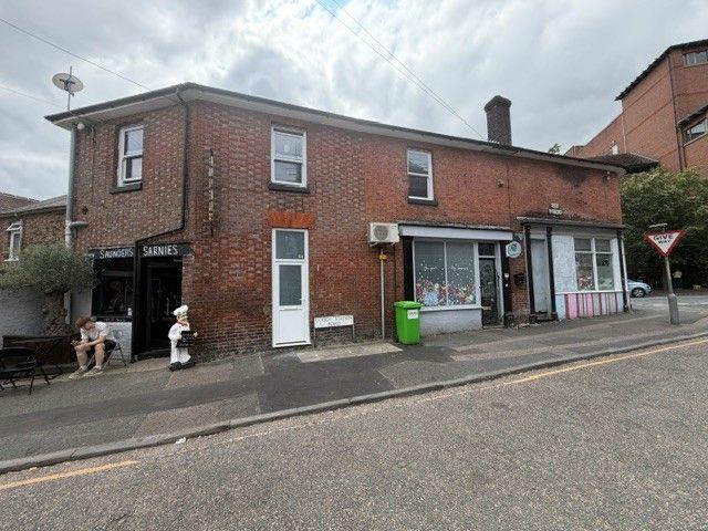 Goods Station Road, Tunbridge Wells TN1, 1 bed flat to rent, £1,050 pcm | PrimeLocation