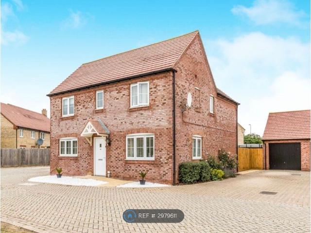 Goodwood Close, Bicester OX26, 4 bed detached house to rent, £2,200 pcm | PrimeLocation