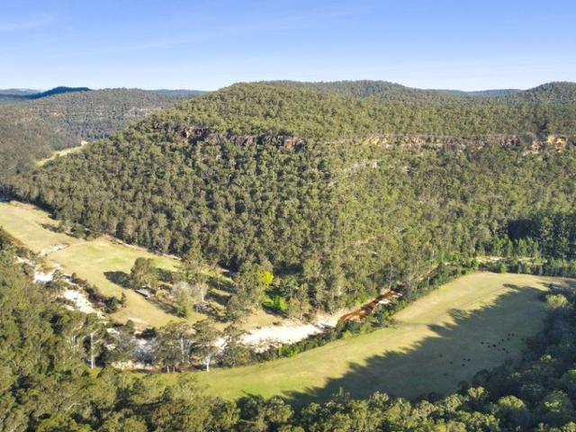 Googoorewon A Substantial Rural Holding close proximity to Sydney CBD