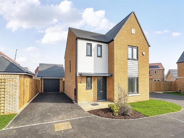 Goose Close, NN4 3 bed detached house to rent £1,575 pcm £363 pw