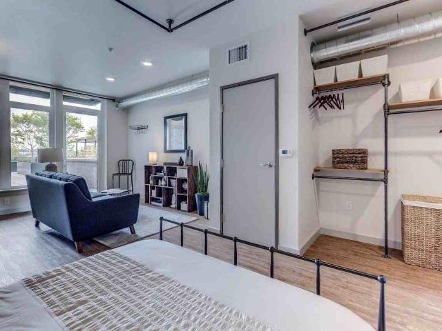 Goat Blocks 2 Bedroom Apartment for Rent at 975 Se 11th Ave, Portland, OR 97214 Buckman